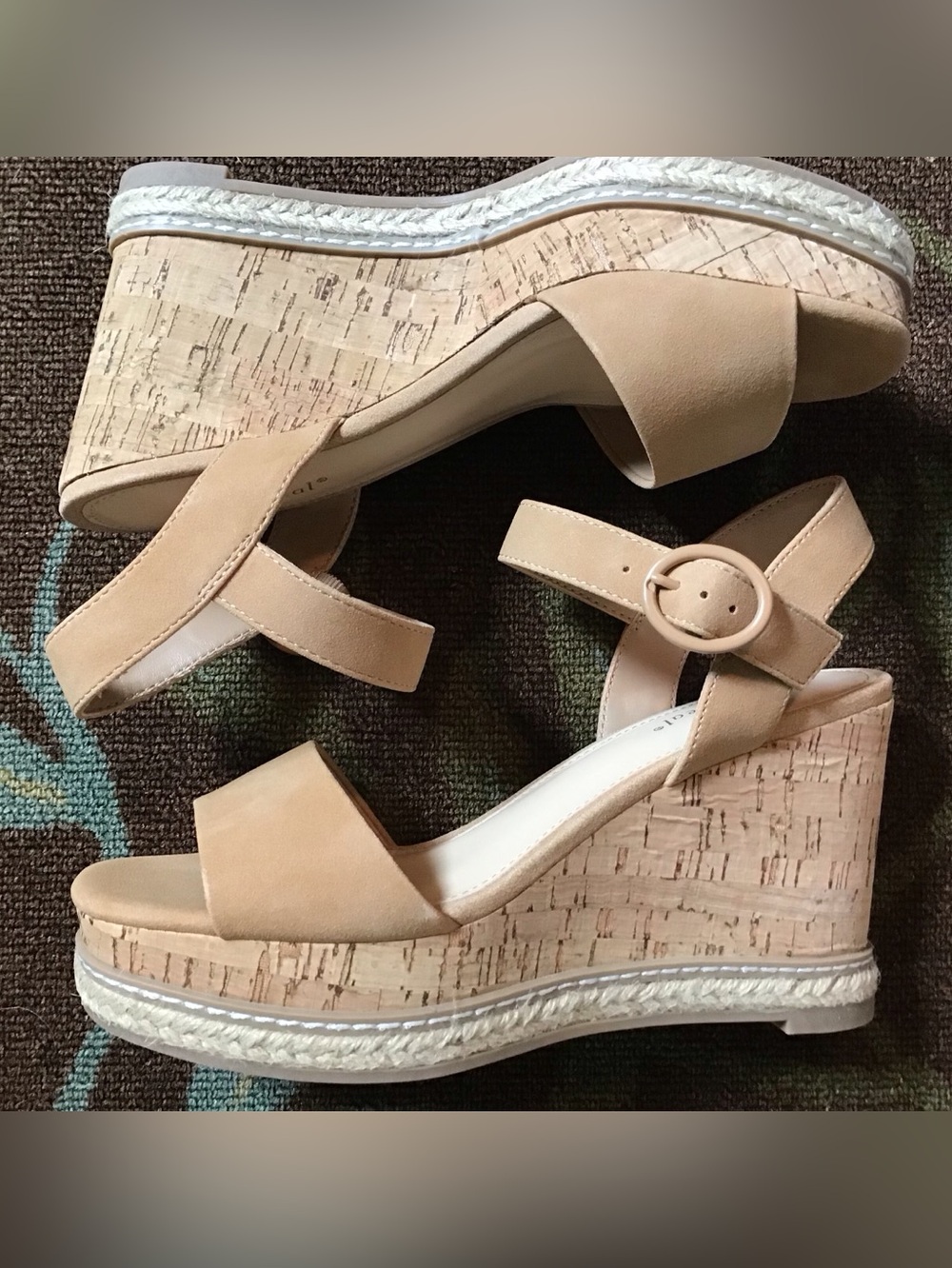 Xappeal Size 6 Carmen Wedge Sandals